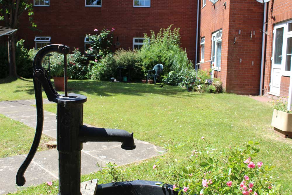 Garden at Arcon House retirement home