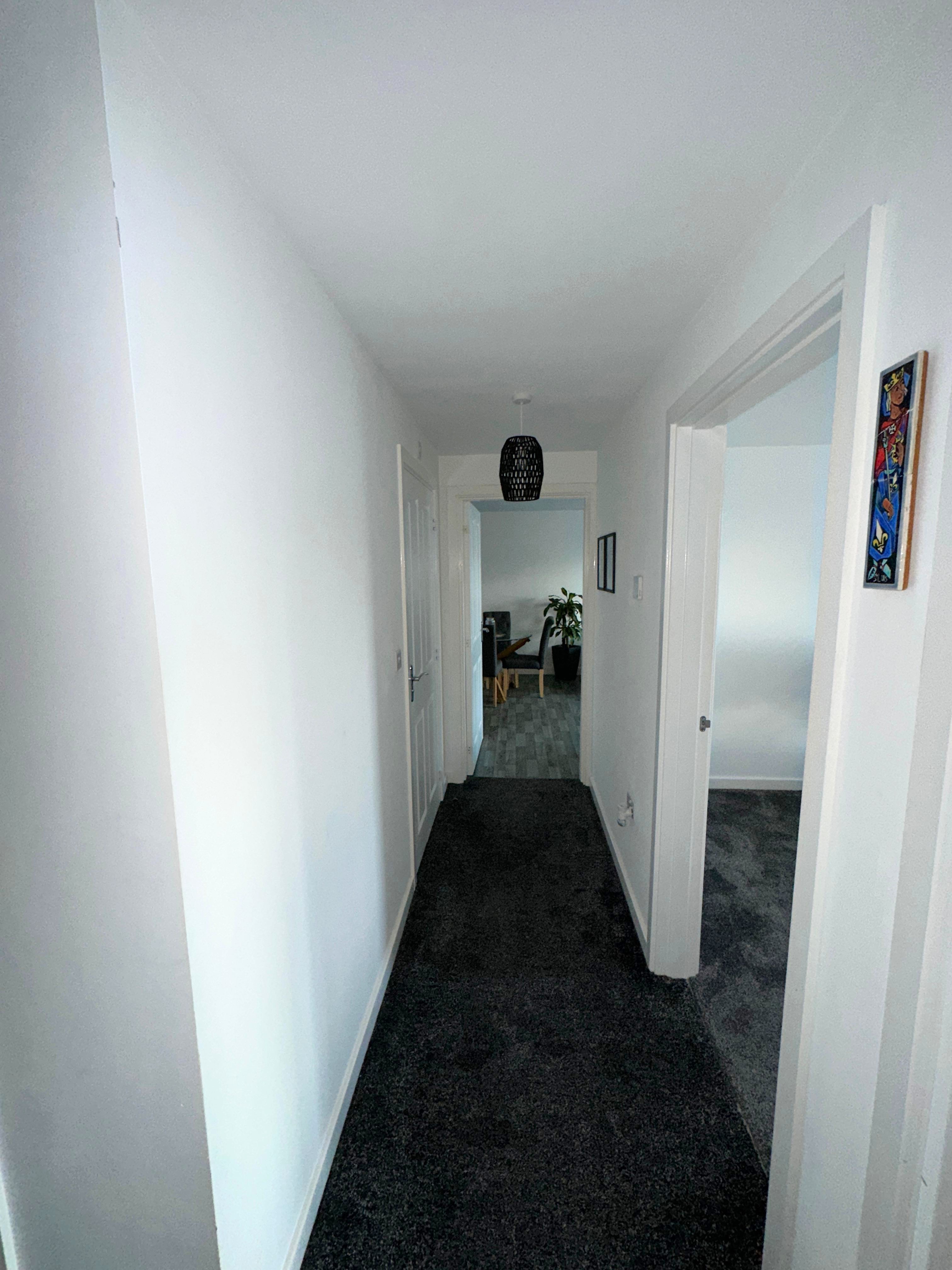 Clos y rheilffordd barry hallway