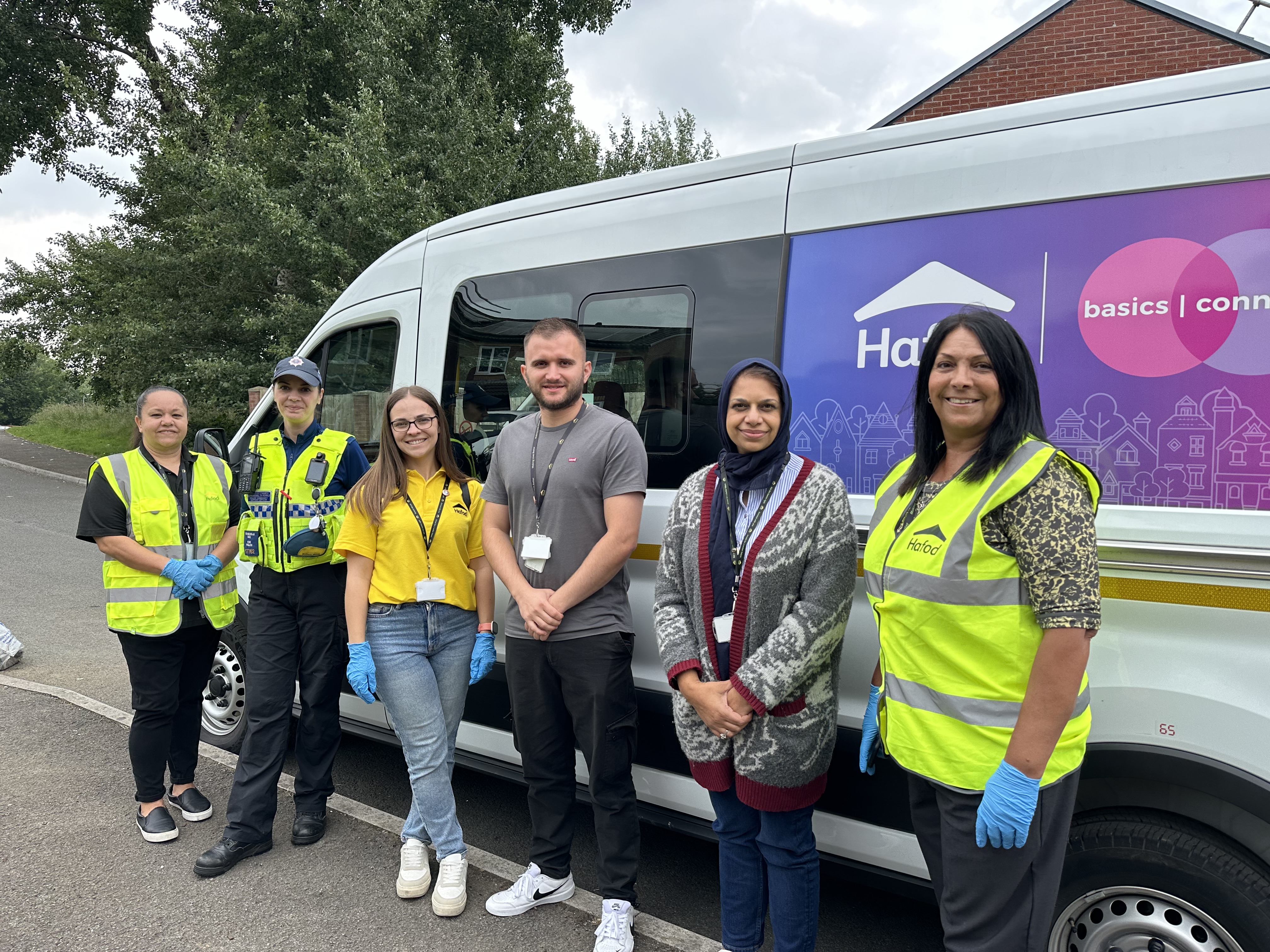 A photo of the Hafod van D.A.V.E. and Hafod colleagues