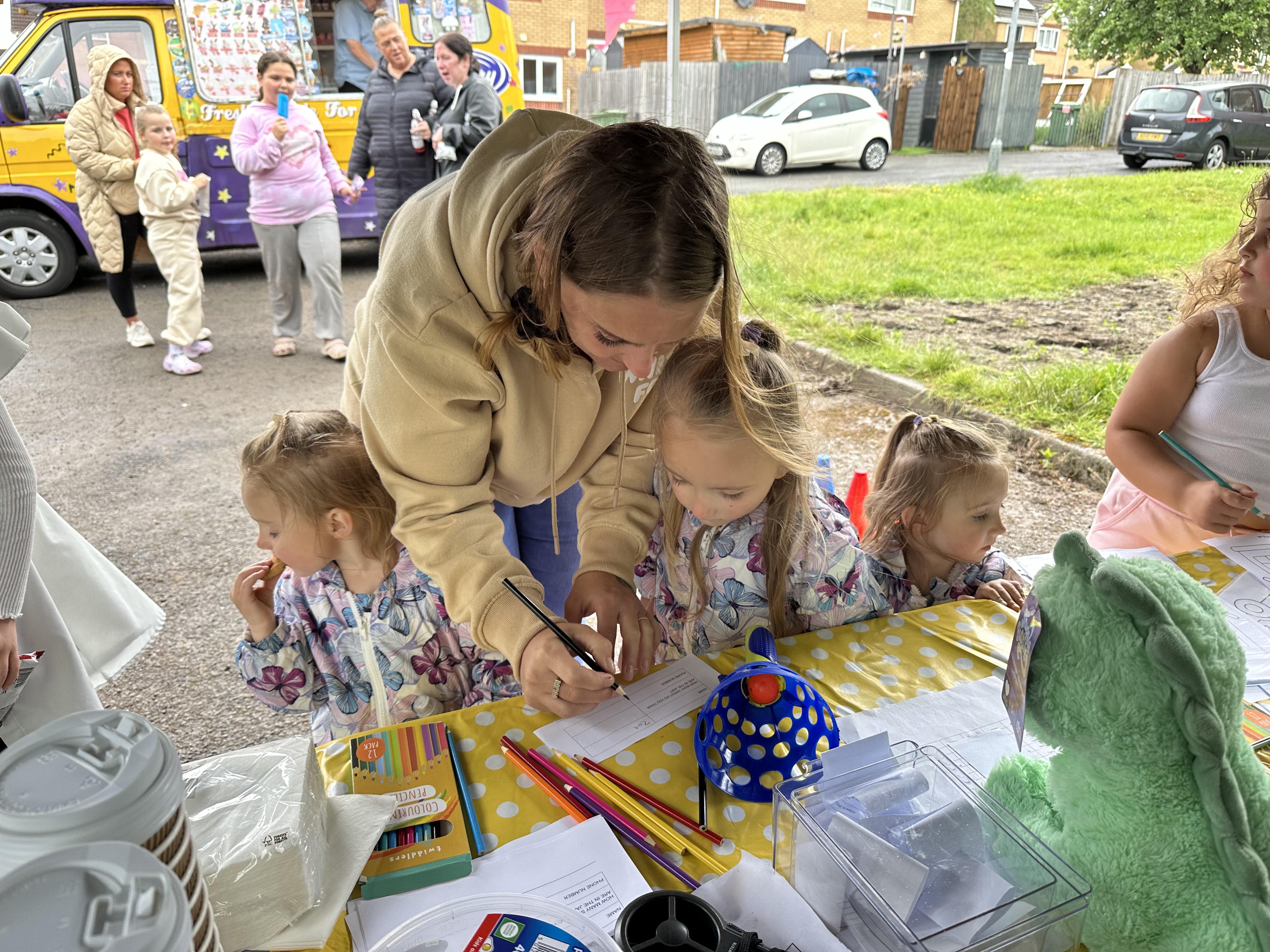 A photo showing Hafod tenants enjoying Maes Ganol Community Fun Day