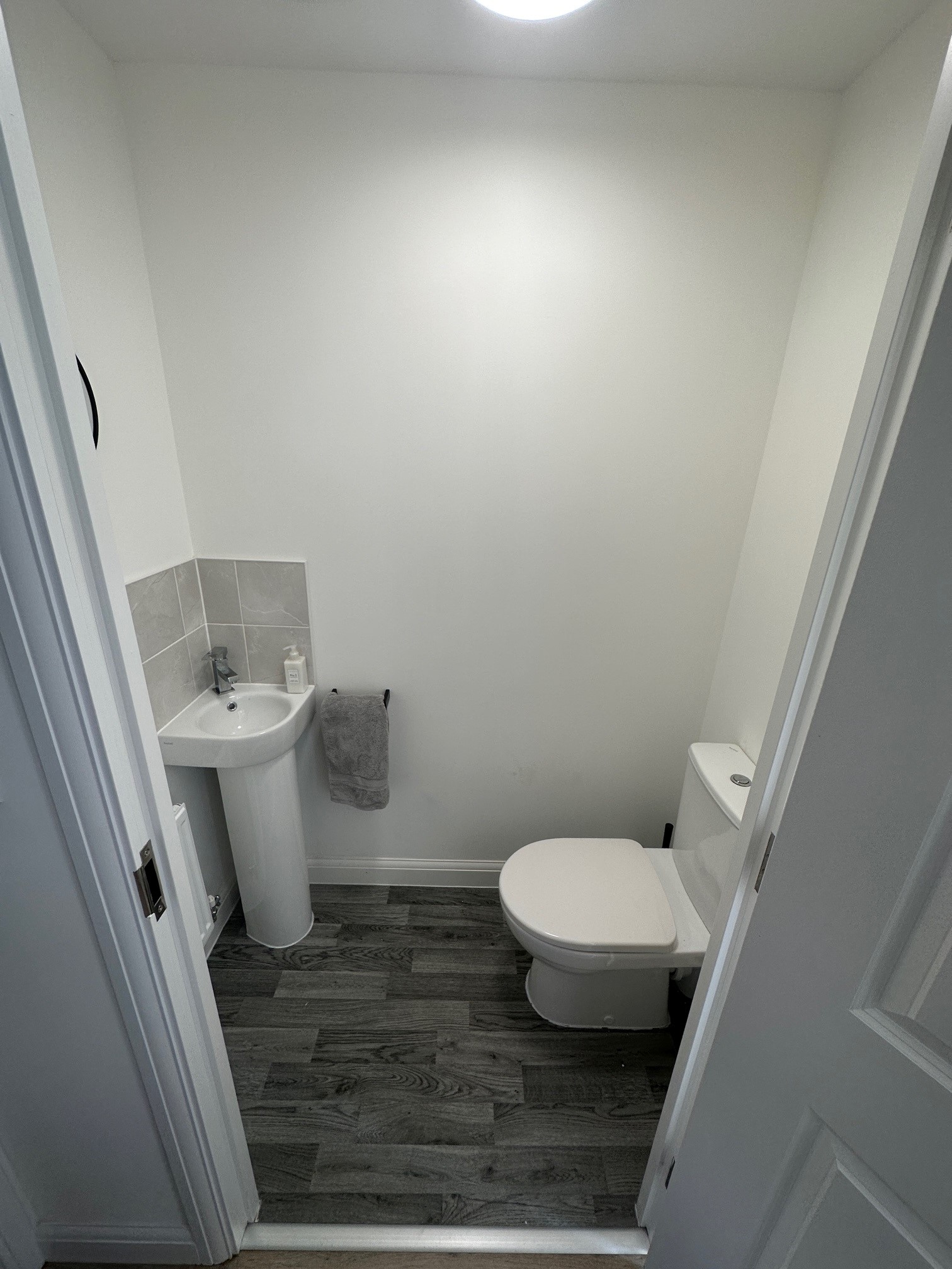 Cloakroom at Morgan's Meadow property