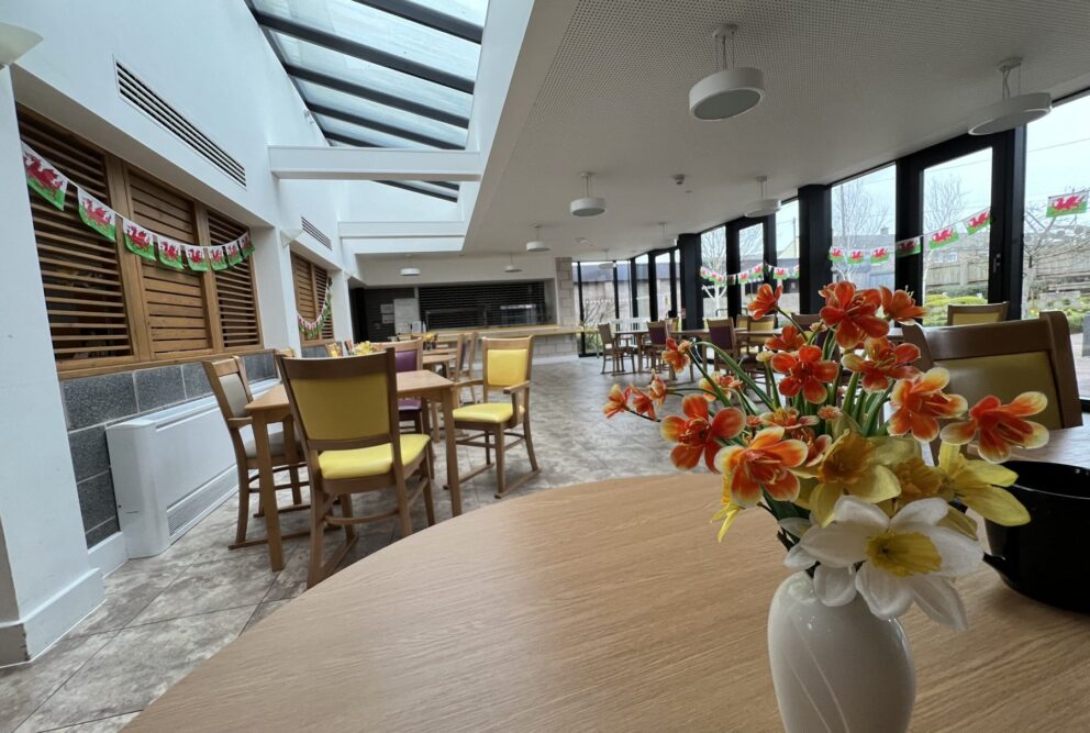 Hafod Housing Association Ty Heulog dining room